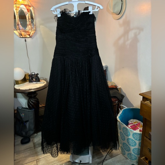 Gorgeous Chris Kole Couture Dress - Picture 2 of 9